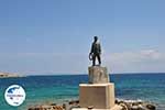 GriechenlandWeb.de Beeld matroos in Vrondados - Insel Chios - Foto GriechenlandWeb.de
