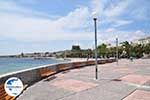GriechenlandWeb Het verzordge plein aan het Strandt van Vrondados - Insel Chios - Foto GriechenlandWeb.de