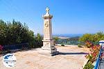 GriechenlandWeb Denkmal im Dorf Dilinata - Kefalonia - Foto 35 - Foto GriechenlandWeb.de